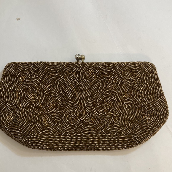 Vintage bags by Debbie made in Japan gold tone beaded clutch with kiss lock - Picture 10 of 10